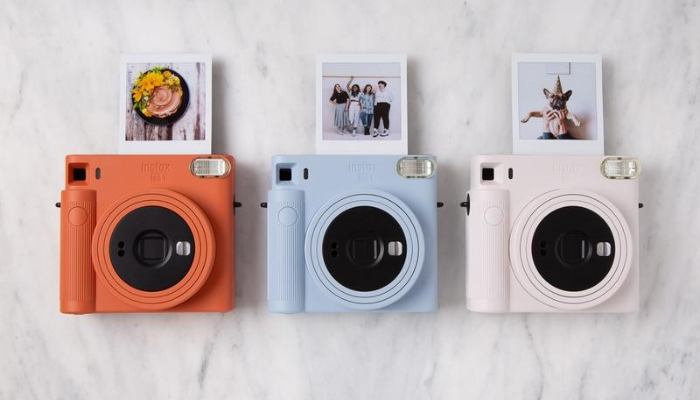 #14 $501至 $1,000聖誕禮物推介：FUJIFILM Instax Square SQ1 即影即有相機 大時大節，總要影相留念，那不如送對方一部即影即有相機吧！這部SQ1 即影即有相機四四方